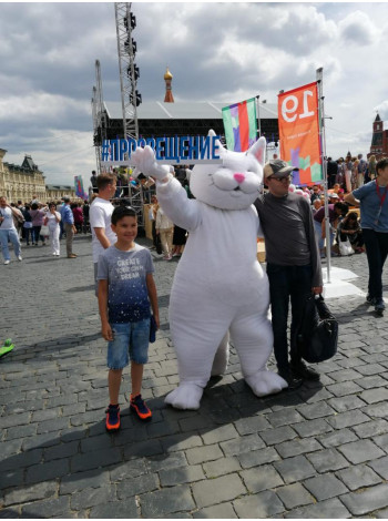 Хитрый кот «Просвещения» стал самым ярким персонажем фестиваля «Красная площадь» - 2019  