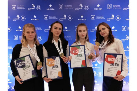 Группа компаний «Просвещение» наградила победителей чемпионата «Московские мастера» по стандартам WorldSkills Russia  