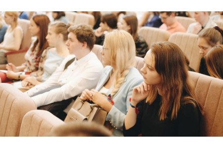 Во всех федеральных округах РФ прошли окружные форумы ученического самоуправления
