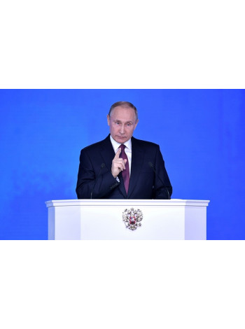 Путин предложил запустить проект ранней профориентации школьников