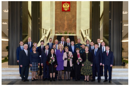 В Москве вручены премии правительства России в области образования
