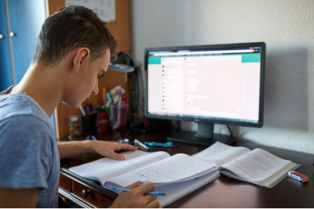 «Просвещение» приглашает школьников принять участие в онлайн-уроках 